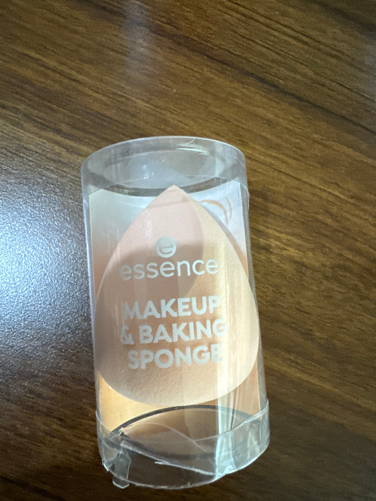 ESSENCE  Makeup & Baking Sponge #102